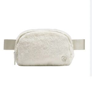 BRAND NEW Lululemon Plush Belt Bag
